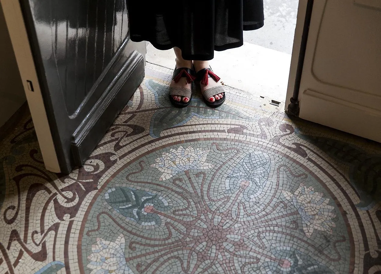 Oda ve Kahvaltı Maison Chanzy Paris